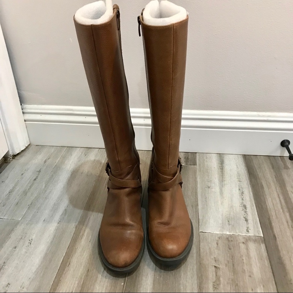 ENZO ANGIOLINI Brown Boots